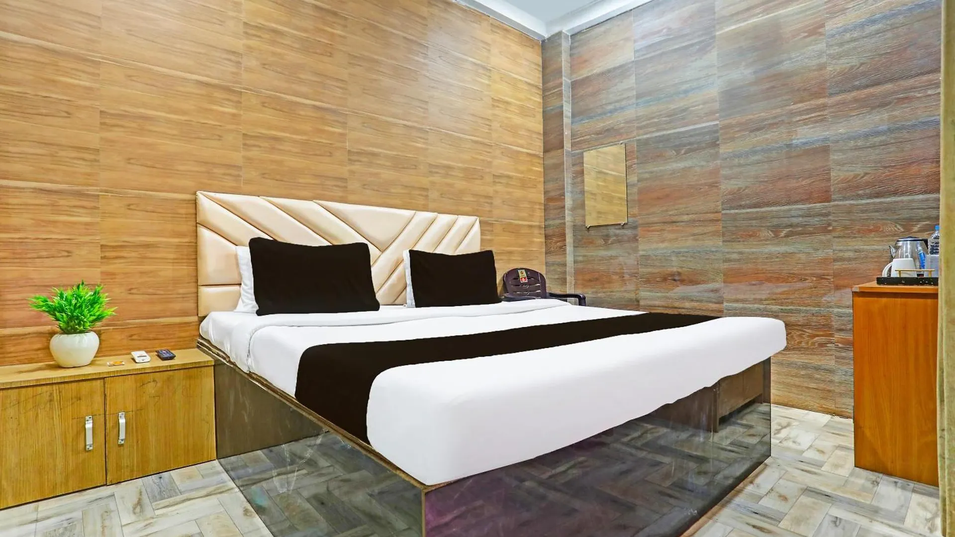 Hotel O Jmd Palace Βαρανάσι 3*,  Ινδία
