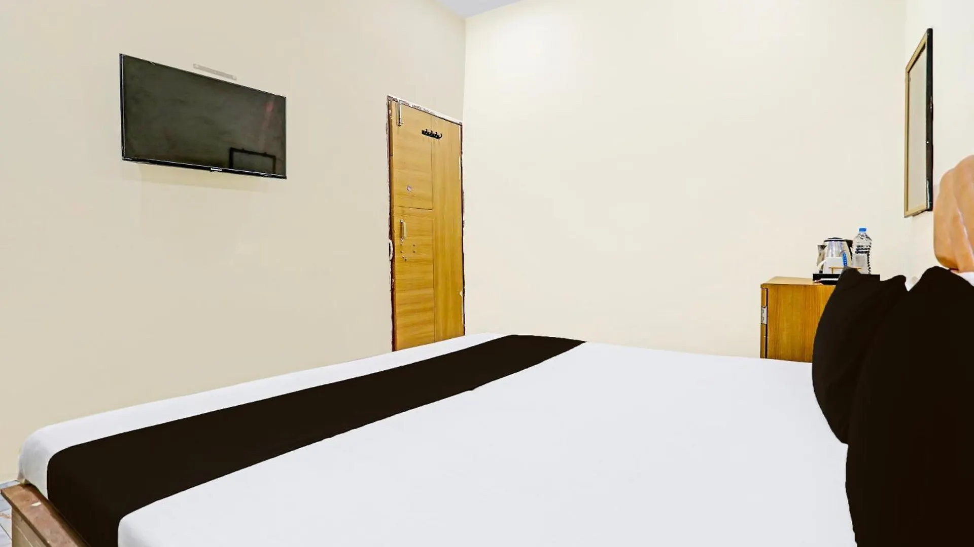 Hotel O Jmd Palace Βαρανάσι