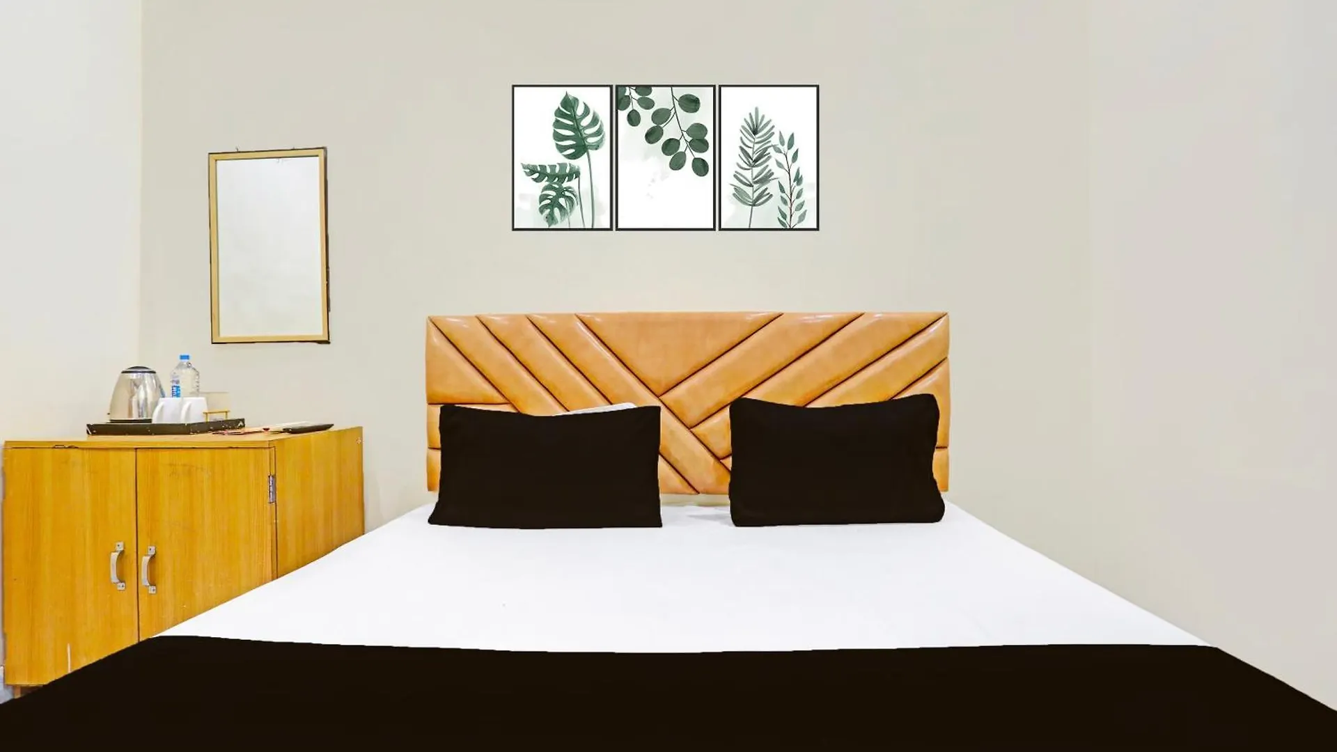 Hotel O Jmd Palace Βαρανάσι